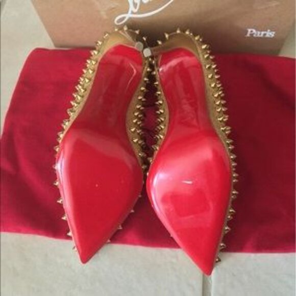 🚨SALE🚨 Christian Louboutin Pumps - Picture 4 of 7